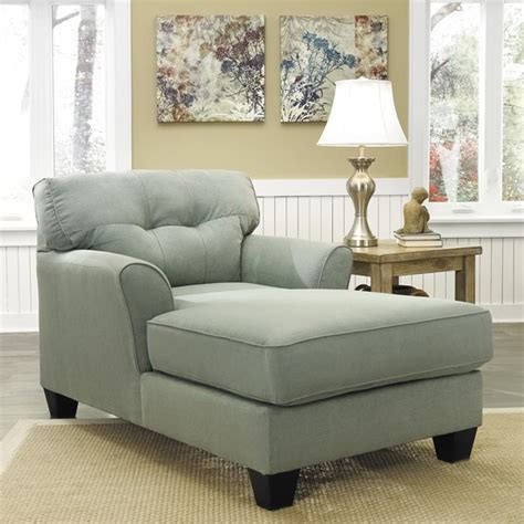 classy chaise lounge chairs   bedrooms home