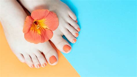 10 Awesome Summer Pedicure Colors To Fire Up Your Summer Style Budget