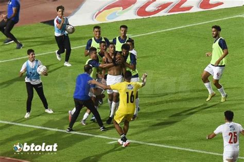 يُعدّ اللاعب الإنجليزي آلان شيرر الهدّاف التاريخي للدوري الإنجليزي الممتاز برصيد 260 هدف، علماً بأنّه نال جائزة الحذاء الذهبي لأفضل هدّاف في الدوري الإنجليزي الممتاز 3 مرّات خلال مسيرته المهنيّة. ترتيب هدافي الدوري المصري بعد فوز الزمالك على الأهلي - بطولات