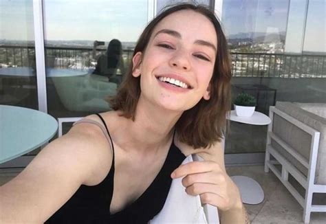 Brigette Lundy Paine Hot Pictures Will Blow Your Minds