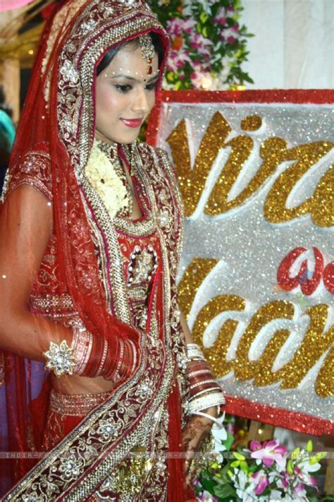 Nia Sharma As A Bride In Ek Hazaron Mein Meri Behna Hai Indian Bridal Fashion Indian Bridal