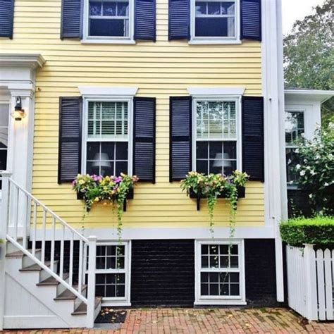 58 Popular Yellow Exterior House Paint Colors Exterior Paint Colors