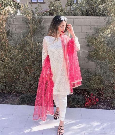 Pakistani White Dress Pakistani Formal Dresses Beautiful Pakistani Dresses Pakistani Fashion
