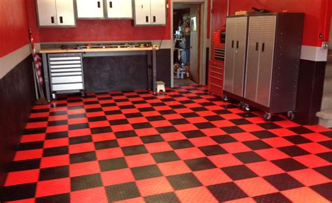 The border is sized to work with 8.5 x 11 paper (letter size). Diamond Grid-Loc Tiles | Snap Together Garage Floor Tiles ...