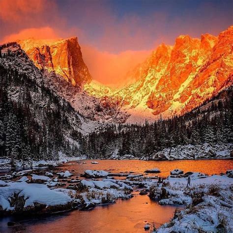 What A Beautiful Sunrise In The Rocky Mountain National Park Usa 🇺🇸 😍🌞