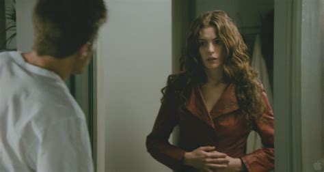 Anne Hathaway Love And Other Drugs Trailer Caps 08 Gotceleb