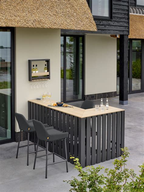 Thanks to the plentiful storage the design doubles up perfectly to cater for all your drink station essentials. Life Outdoor Fiji Bar Set - Cambridge Home & Garden
