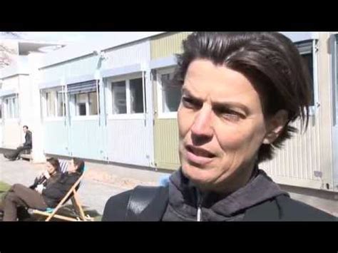 Wie frei sind wir, unser begehren zu leben? Carolin Emcke @ taz.lab 2012 -- Das gute Leben - YouTube