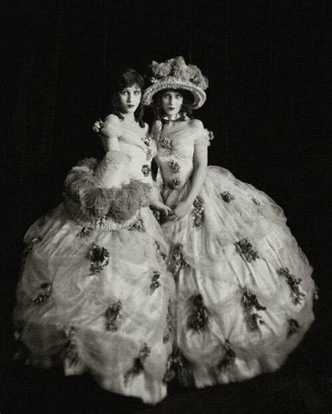Ziegfeld Follies Photos That Prove How Sexy The Roaring Twenties Were