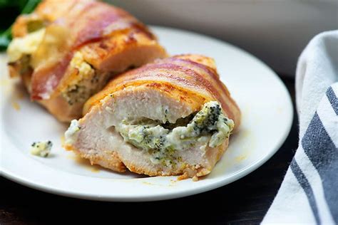Repeat for the remaining chicken breasts. Broccoli and Cheese Stuffed Chicken