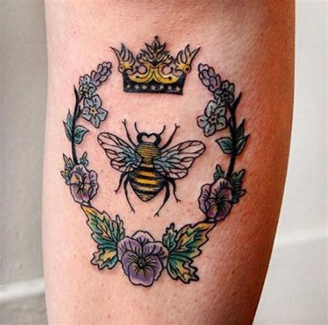 Queen Bee Tattoo By Jessica Channer Tatuagem Abelha Rainha Tatuagem