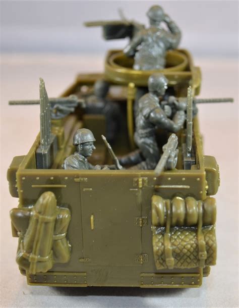 Classic Toy Soldiers World War Ii Us M3 Half Track Vehicle With 4 Man