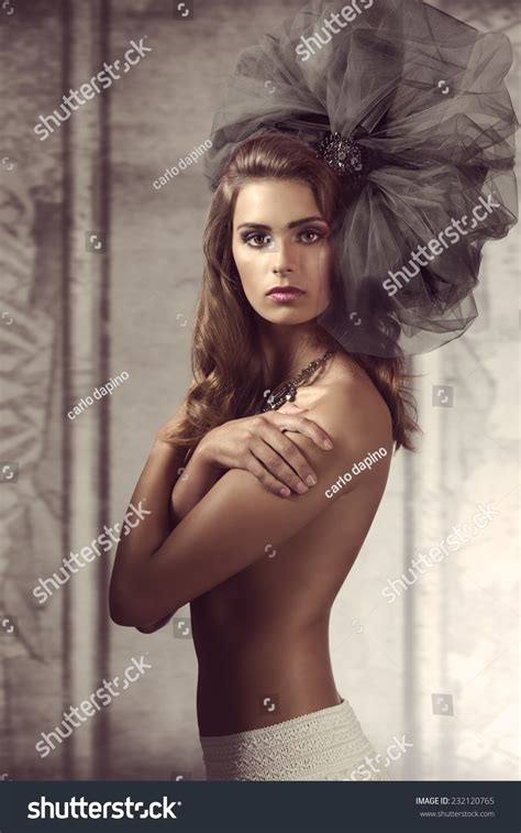 Stylish Sexy Naked Woman Posing Big Foto Stock Shutterstock