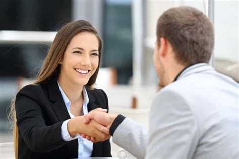 Nine Picture Perfect Tips To Make A Great First Impression Senseorient