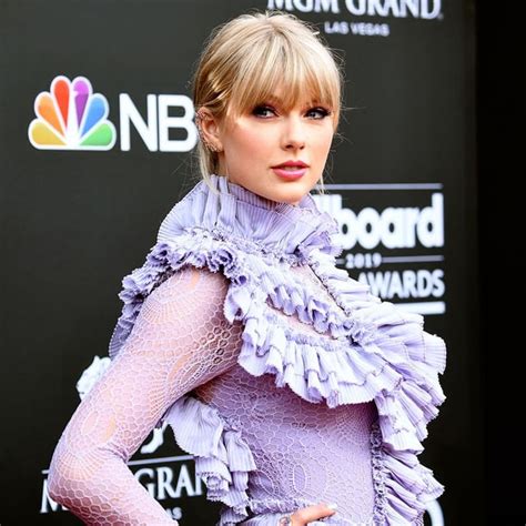 What Is Taylor Swifts Dispute With Big Machine Over Her Masters Really