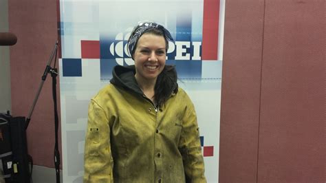Trade Herizons Offers Women Opportunities In Skilled Trades Cbc News Skills Women Trading