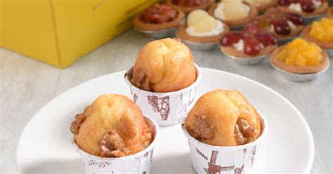 Kopi Tarts Mini Walnut Muffins