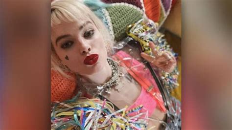 Margot Robbie Returns As Harley Quinn Johnny Depp Dropped Latest News