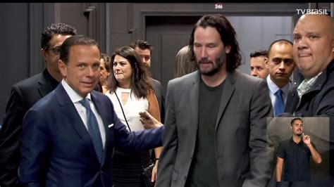 Keanu Reeves Solicita Autorização Para Gravar Série Em São Paulo Youtube