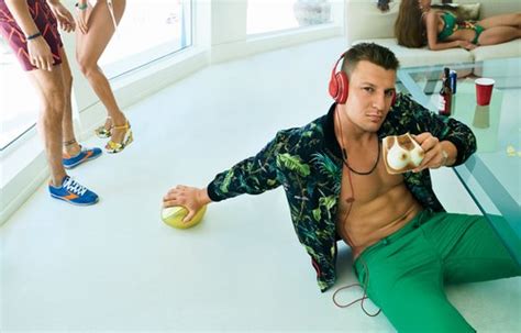 GRONK Gets Naked For GQ Video Photos Page 3 Of 9 BlackSportsOnline