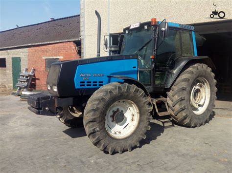 Database contains 2 valtra valmet 8000 manuals (available for free online viewing or downloading in pdf): Foto Valmet 8000 #1223796