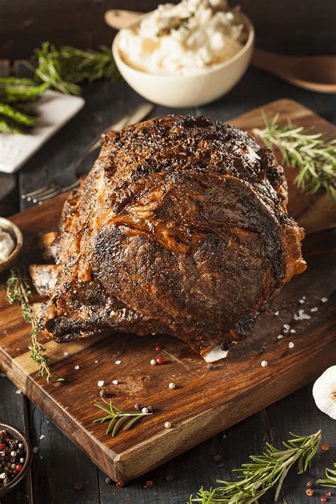 Prime rib claims center stage during holiday season for a very good reason. Traditional Christmas Prime Rib Meal - Cooked it at 450 ...