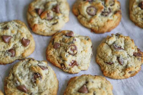 I immediately began counting down the minutes until my husband returned home from work as these cookies taunted me from the kitchen. Perfect Banana Milk Chocolate Chip Cookies - The Baking ...