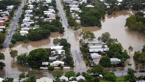 Australias Queensland Flooding Worsens With Dam Release