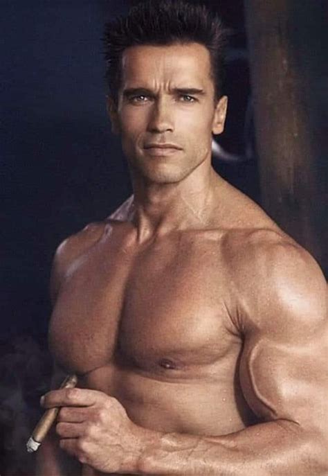Pin By Curt On Famous Portraits Arnold Schwarzenegger Muscle Arnold Schwarzenegger Arnold