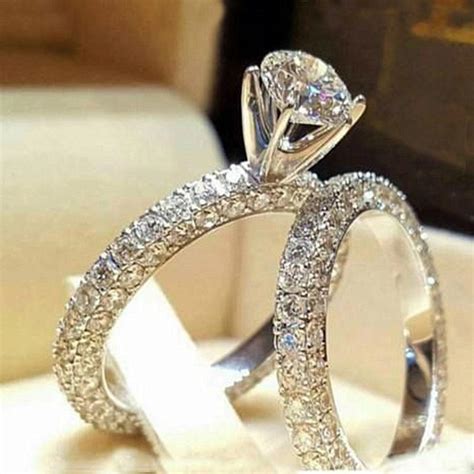 2021 Stainless Steel Wedding Ring For Lovers Ip Silver Color Crystal Couple Rings Set Men Women