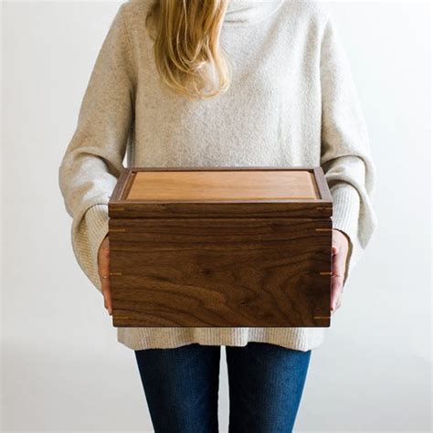 large size keepsake memory box personalized walnut with cherry wood mad tree woodcrafts®