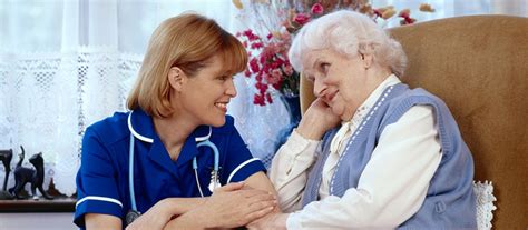 Top 6 Important Traits A Great Aged Care Worker Should Possess Women