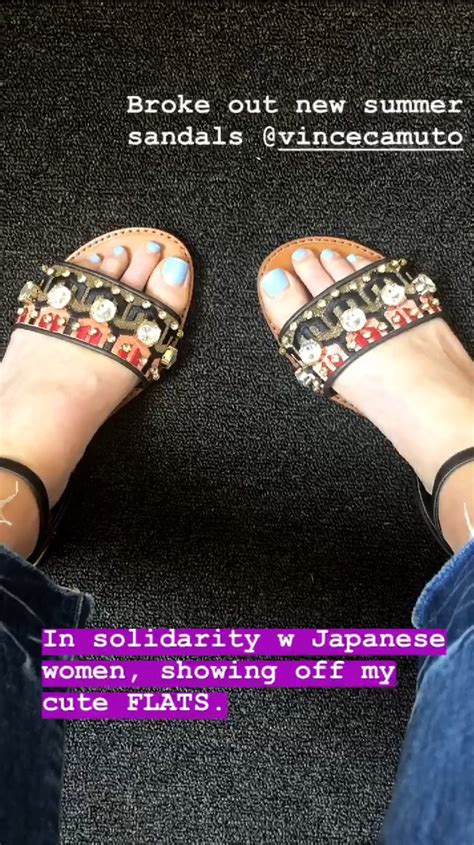Feet rating stats (4137 total votes) 3279. Elizabeth Banks's Feet