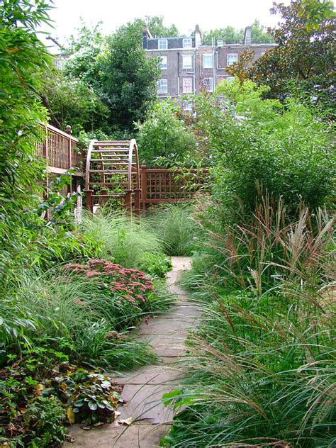 Arabella Lennox Boyd Garden In Kensington London