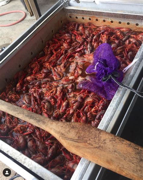 Best Boiled Crawfish In Baton Rouge Red Stick Life