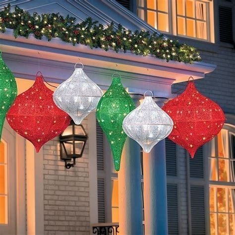 10 Outdoor Hanging Christmas Decorations Decoomo
