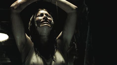 Naked Jessica Biel In The Texas Chainsaw Massacre