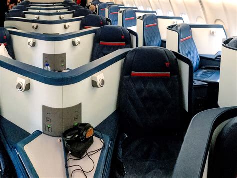 Delta One Seats A330 300 Bios Pics