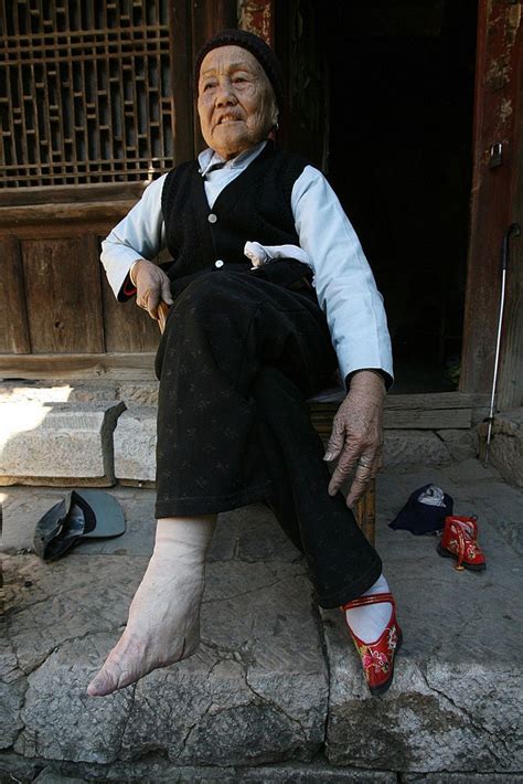 Chinese Foot Slaves Bdsm Fetish