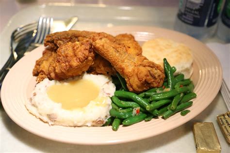 O kane frozen southern fried chicken portions 800g from ocado 13. Fried Chicken Dinner | Best Cheap Disneyland Food ...