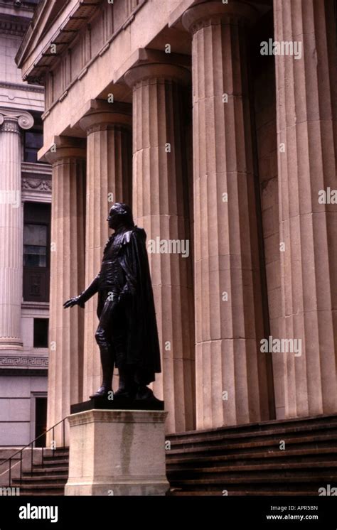 Statue Of George Washington In Front Of Federal Hall In Manhattan Wall