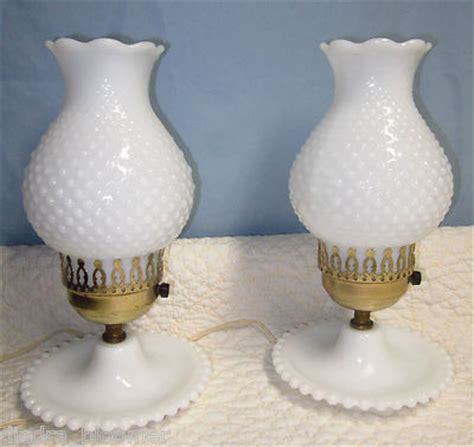 Pair Vtg Mid Century White Hobnail Milk Glass Boudoir Bedroom Table Lamps Antique Price Guide