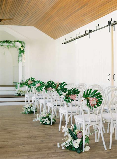 50 Beautiful Ways To Decorate Your Wedding Aisle
