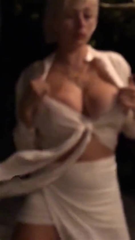 Bouncing Tits Caroline Vreeland Porn GIF Video Nebyda Com