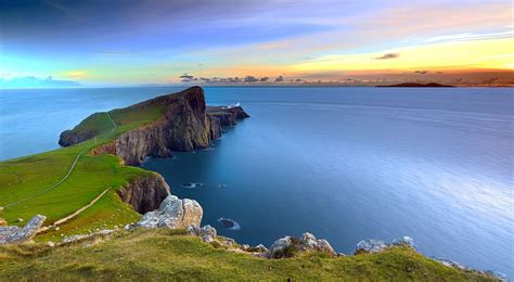 Neist Point Lighthouse Isle Of Skye Foto And Bild Landschaft Meer