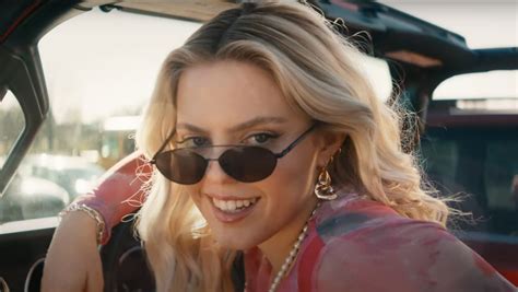 ‘mean Girls Movie Musical Trailer Reneé Rapp Revives Regina George