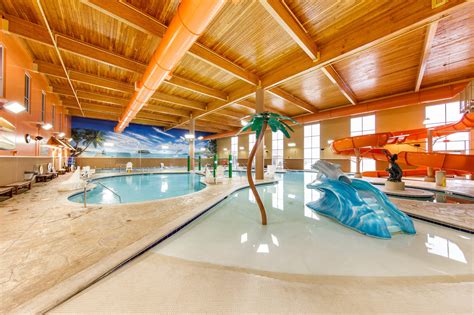 Indoor And Outdoor Pools Peak Sports Club And Fitness