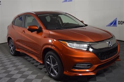 Find honda hrv awd here with us! New 2020 Honda HR-V Touring AWD