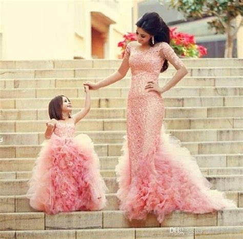 14 Tiernas Mamás Vestidas Igual Que Sus Pequeñas Hijas Ropa Madre E