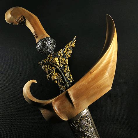 Warisan kesultanan melayu— presentation transcript: Keris Warisan Melayu - Daily Rakyat